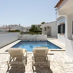 Coelho - Center With Pool By Hd Villa *