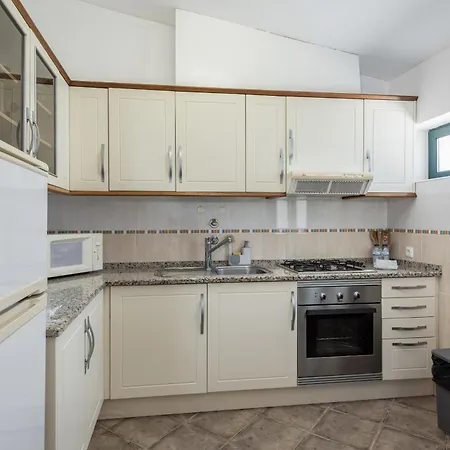 Coelho - Center With Pool By Hd Vila