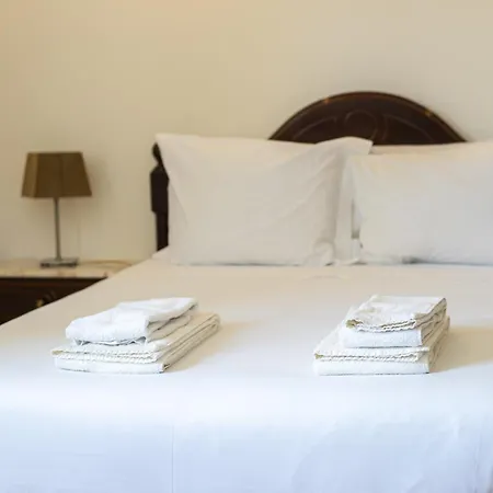 Coelho - Center With Pool By Hd