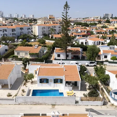 Βίλα Coelho - Center With Pool By Hd *