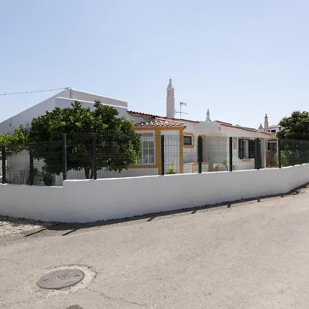 Coelho - Center With Pool By Hd Αλμπουφέιρα