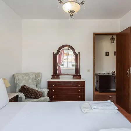 Coelho - Center With Pool By Hd *