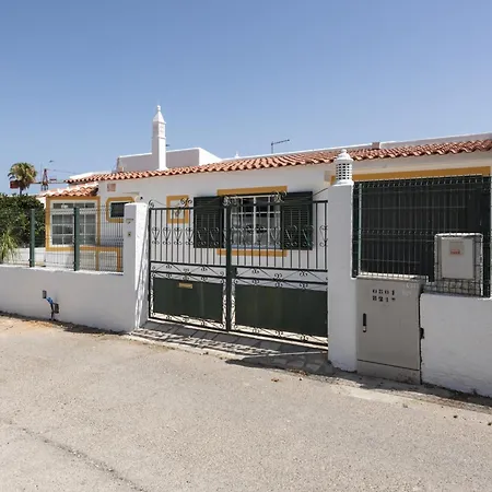 Villa Coelho - Center With Pool By Hd